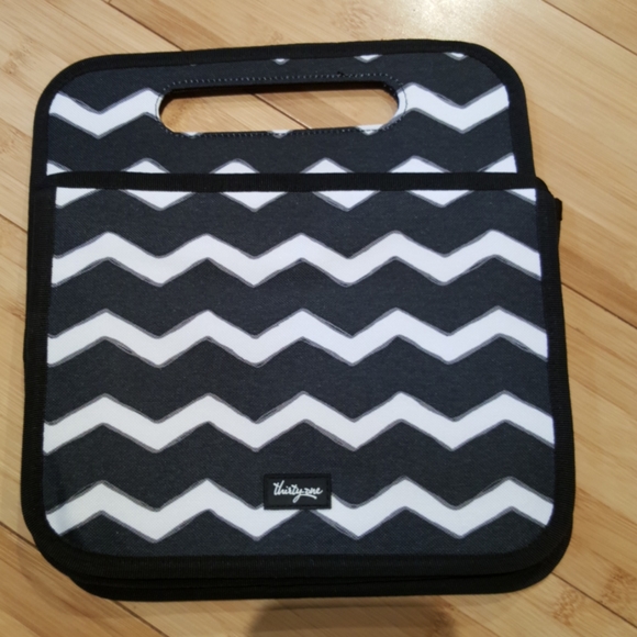 thirty-one Other - thirty-one double-duty black chevron caddy PAIR thirty-one Other - thirty-one double-duty black chevron caddy PAIR
